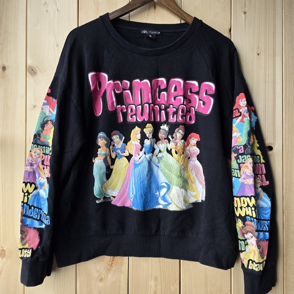 Zara Sweaters - Zara Princess Reunited Disney Black Pullover Womens Large